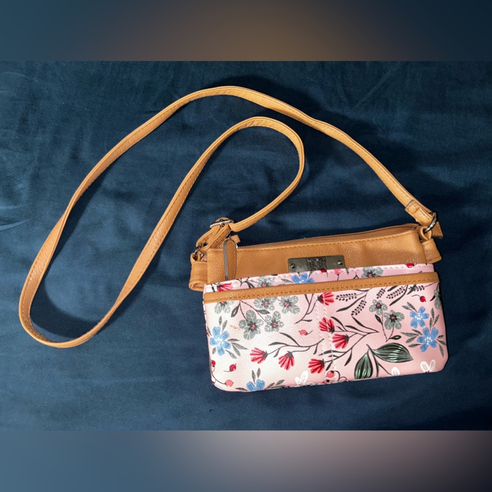 Cross body bag - ( No Brand )
